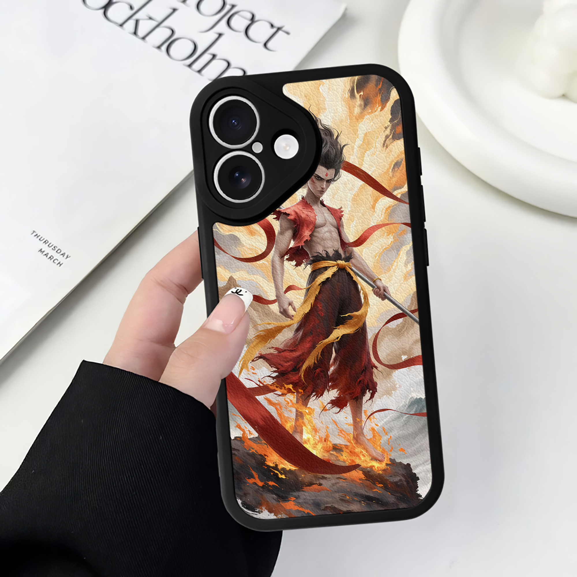 （画像用） Ne Zha 2 ナタ 魔童の大暴れ 【iPhone 16シリーズ対応】シリコンスマホケース（レザー調） 材質：シリコン